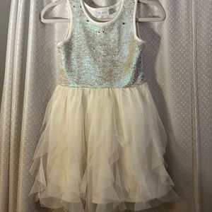 Children’s place girls 7/8 lined dress; sequined bodice w/lace overlay skirt